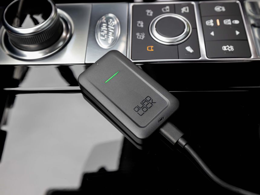 QUAD LOCK WIRELESS CARPLAY ADAPTOR