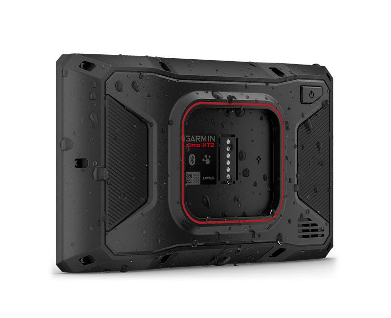 Rain? Vibration? Dust? Doesn't matter. This device is built to withstand all kinds of weather (IPX7) and rough terrain.