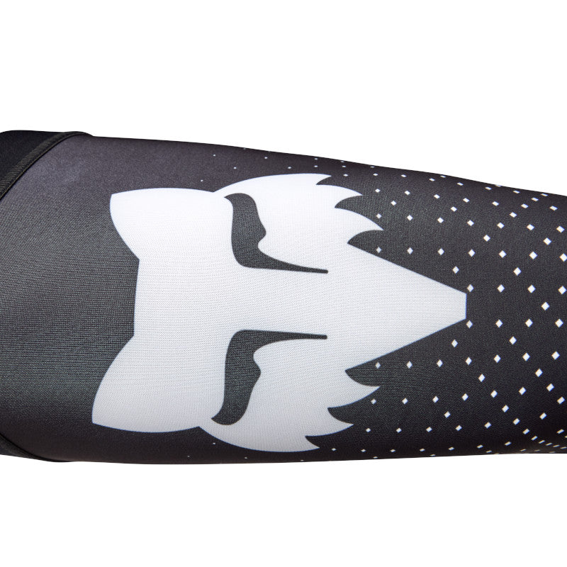 FOX FLEXAIR FRACTURE KNEE BRACE SOCKS - WHITE/BLACK