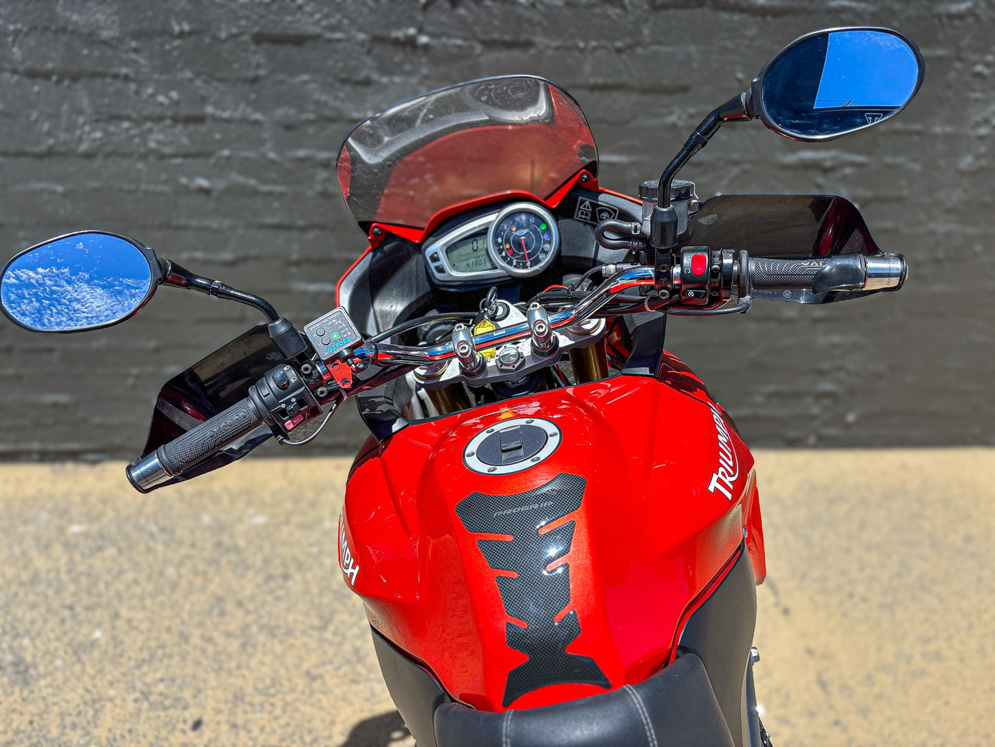 USED 2010 TRIUMPH TIGER 1050 $7,990* Excl Gov Charges