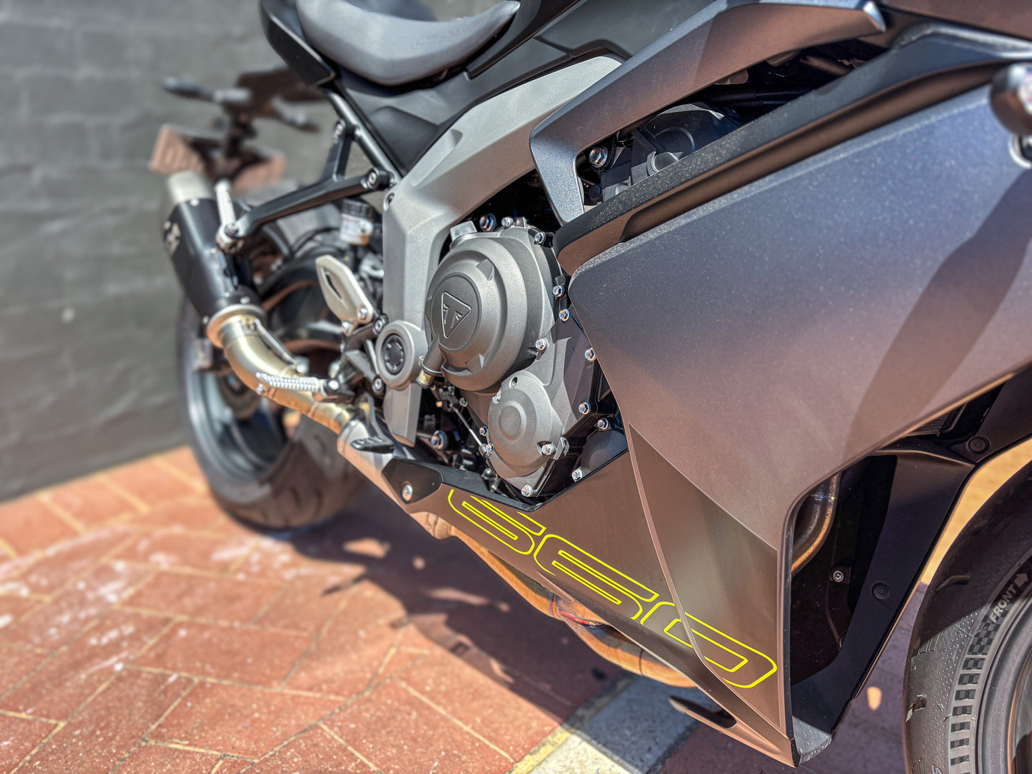 DEALER DEMO 2024 TRIUMPH DAYTONA 660 FULL POWER $13,290* Excl Gov Charges