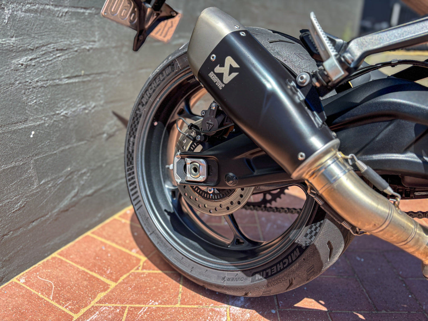 DEALER DEMO 2024 TRIUMPH DAYTONA 660 FULL POWER $13,290* Excl Gov Charges
