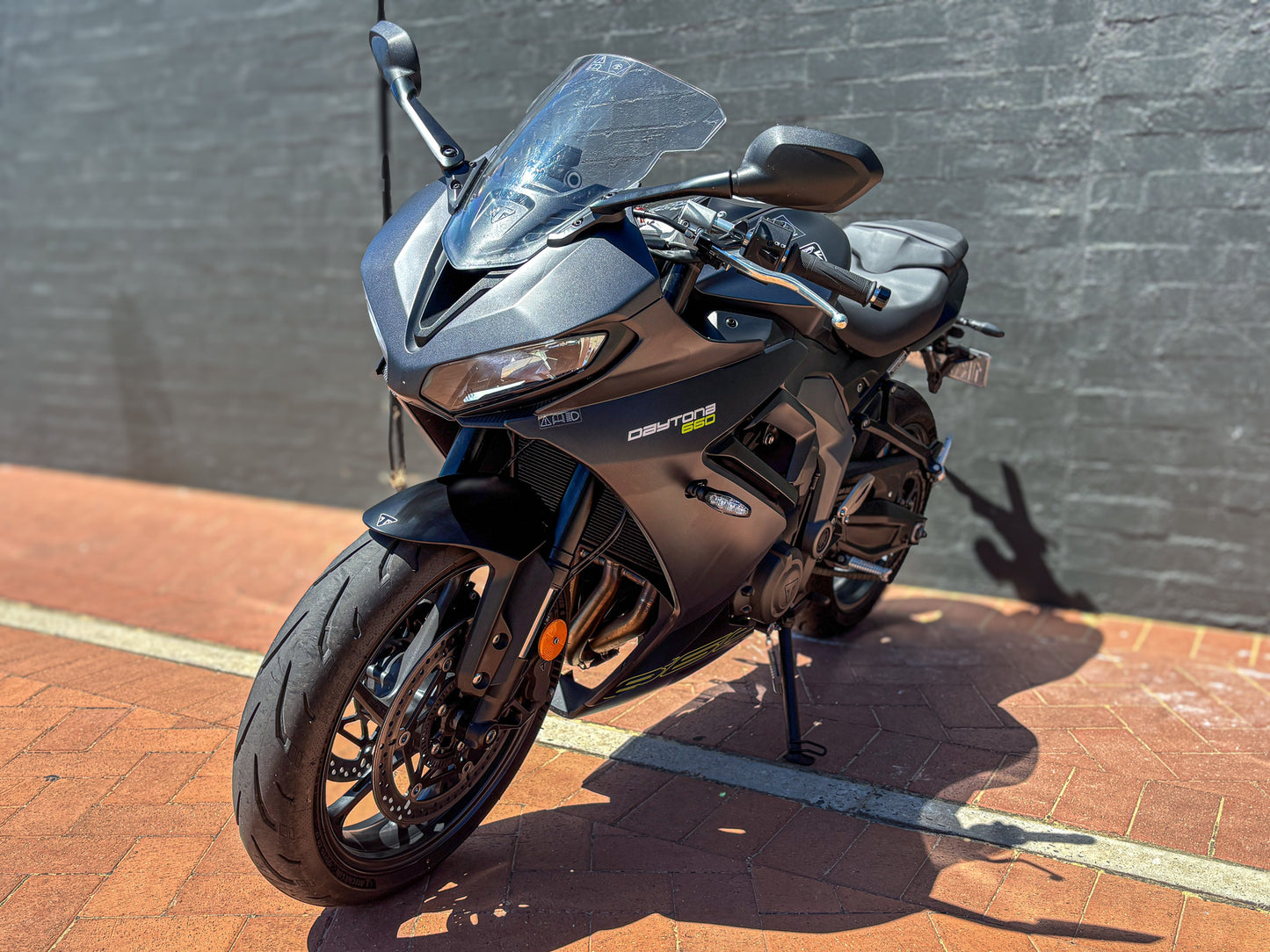 DEALER DEMO 2024 TRIUMPH DAYTONA 660 FULL POWER $13,290* Excl Gov Charges