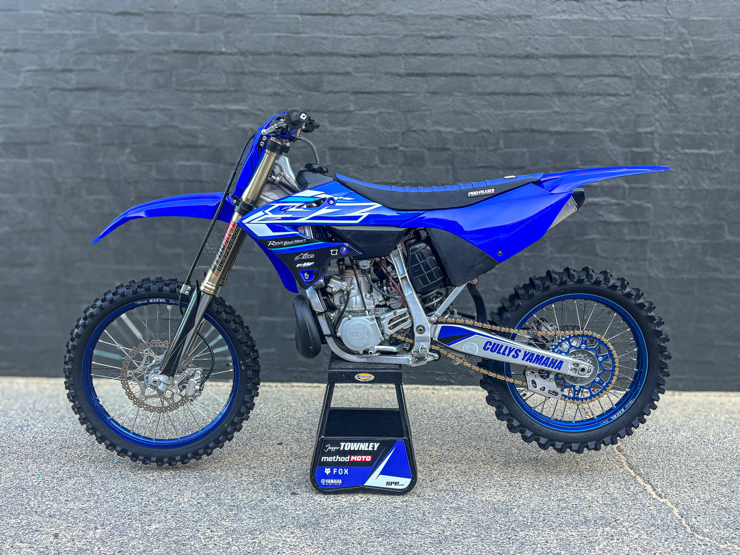 USED 2023 YAMAHA YZ250 $9,990