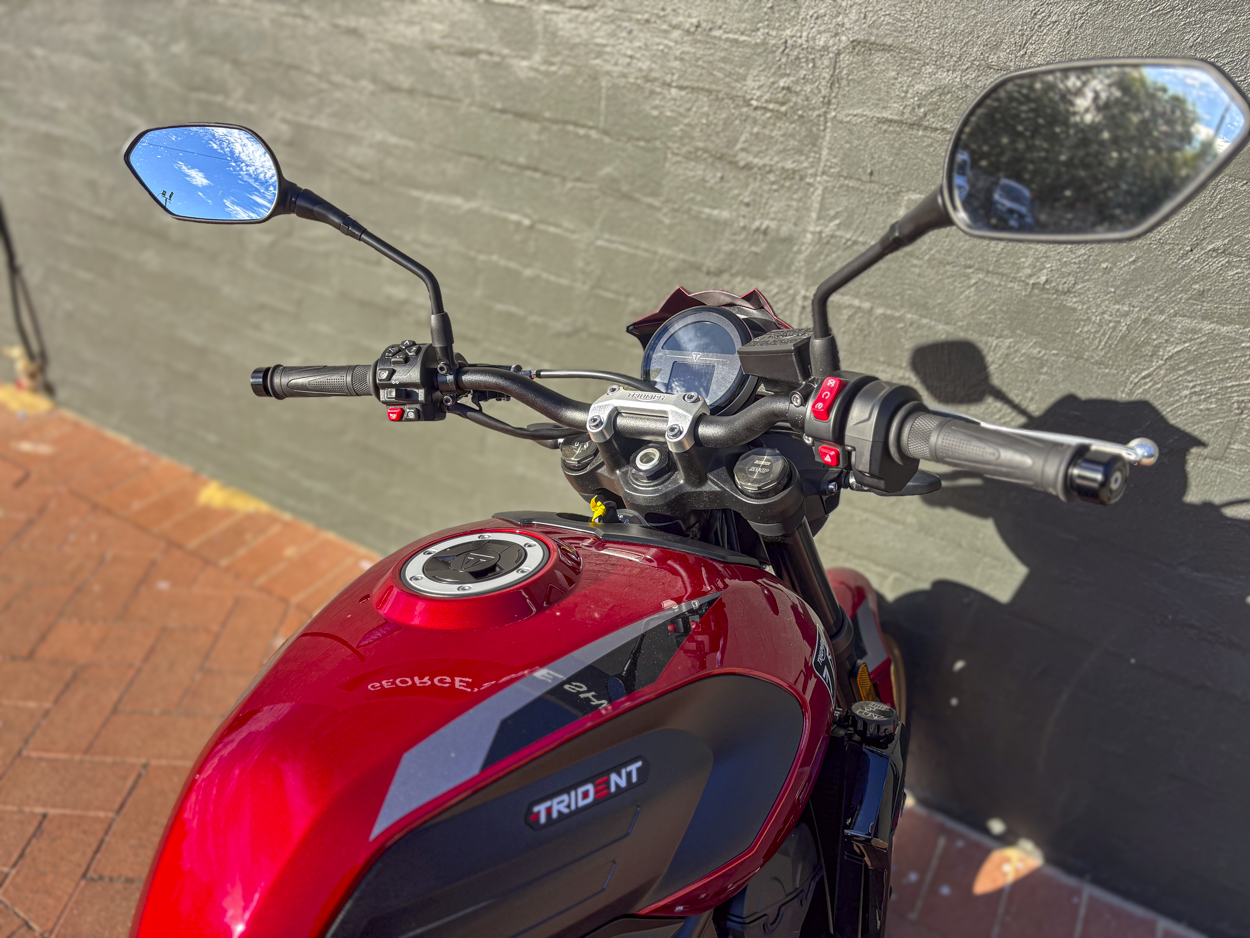 DEALER DEMO 2026 TRIUMPH TRIDENT 800 $14,895* Excl Gov Charges