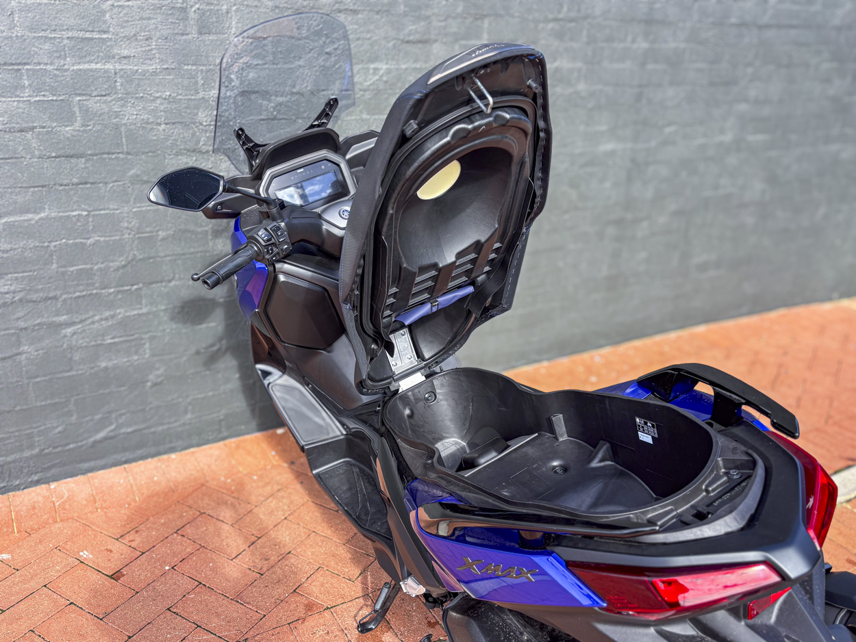 DEALER DEMO 2026 YAMAHA XMAX 300 $9,249* Excl Gov Charges