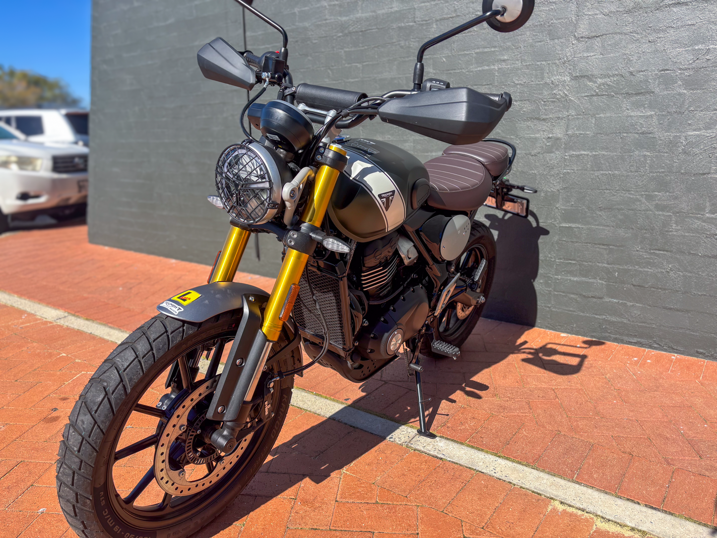 DEALER DEMO 2024 TRIUMPH SCRAMBLER 400 X $7,990* Excl Gov Charges