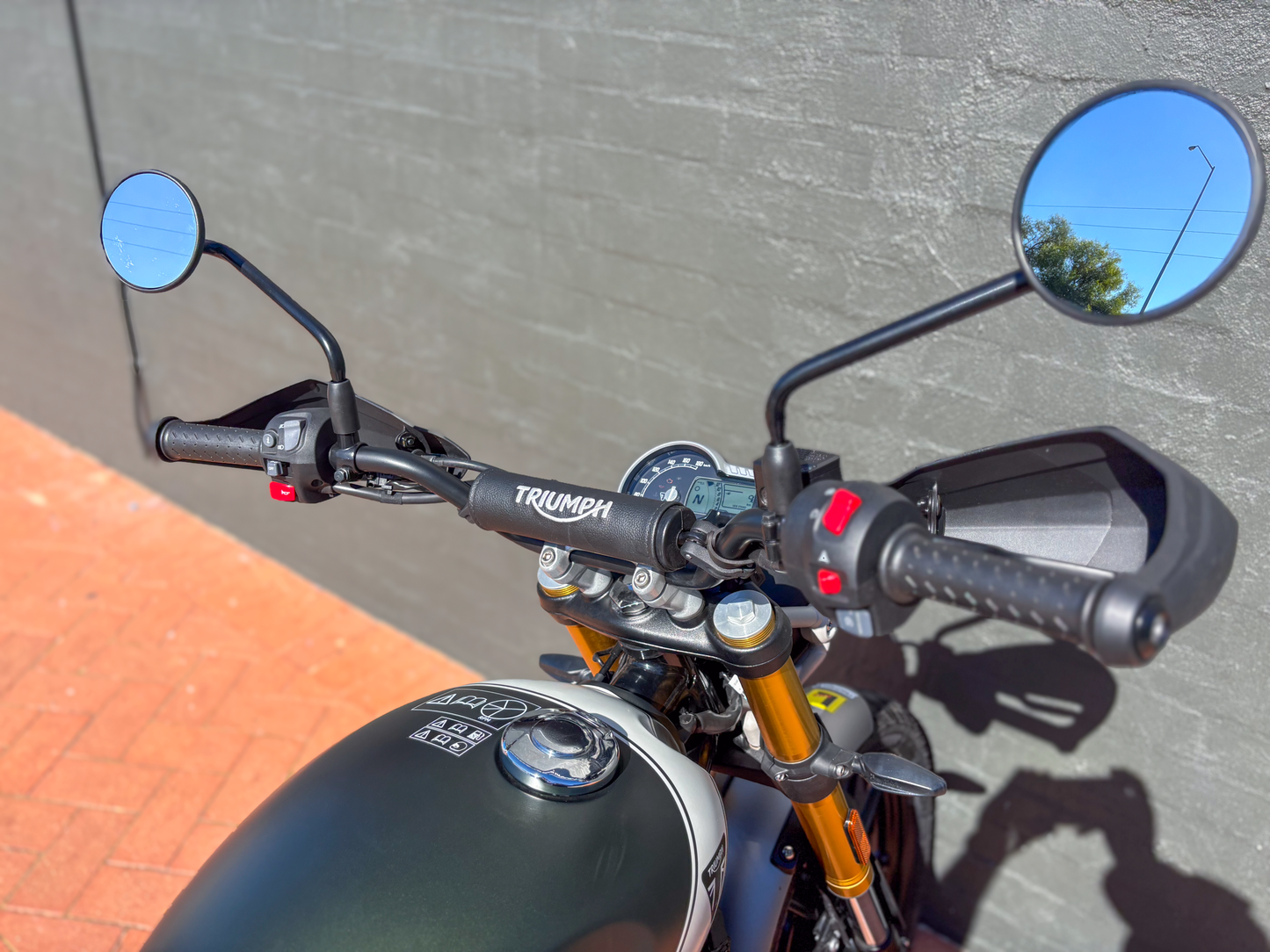 DEALER DEMO 2024 TRIUMPH SCRAMBLER 400 X $7,990* Excl Gov Charges