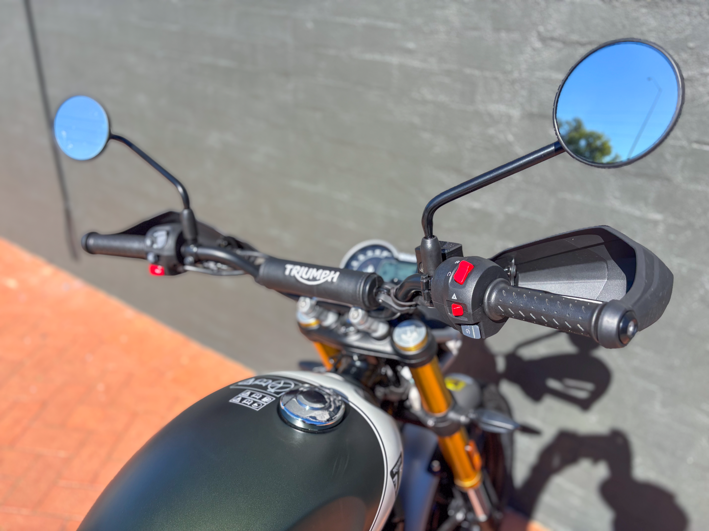 DEALER DEMO 2024 TRIUMPH SCRAMBLER 400 X $7,990* Excl Gov Charges