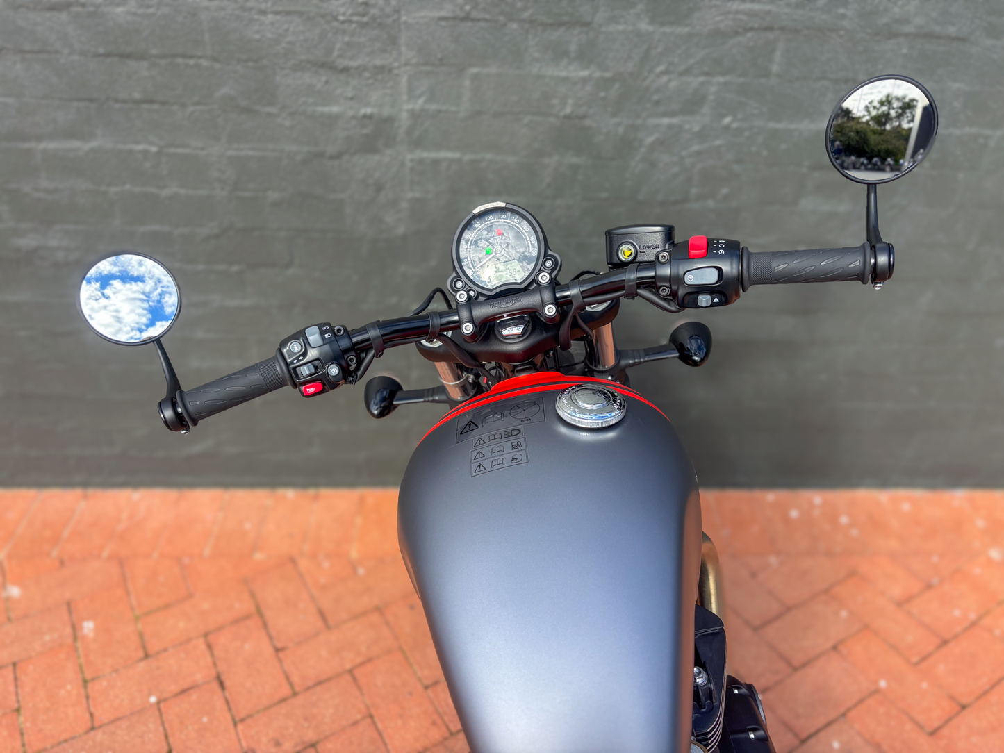 DEALER DEMO MY25 TRIUMPH BONNEVILLE BOBBER 1200 $21,990* Excl Gov Charges