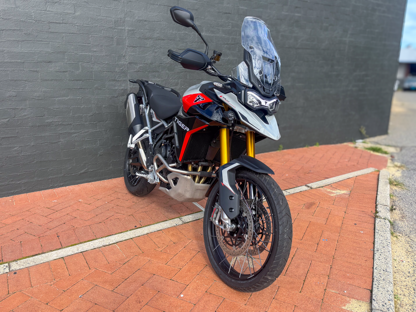DEALER DEMO 2025 TRIUMPH TIGER 900 RALLY PRO $23,990* Excl Gov Charges