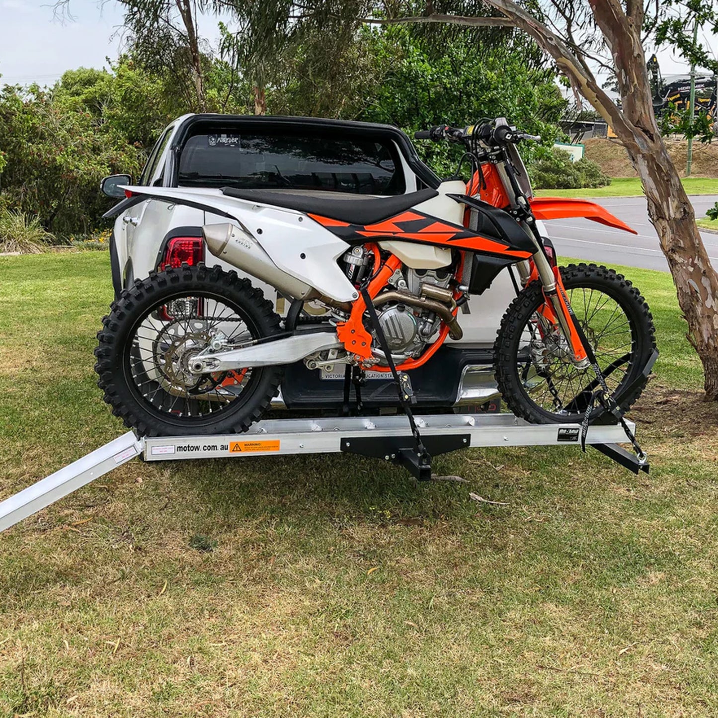 MO-TOW 1.9M BIKE CARRIER (rated to 180kg)
