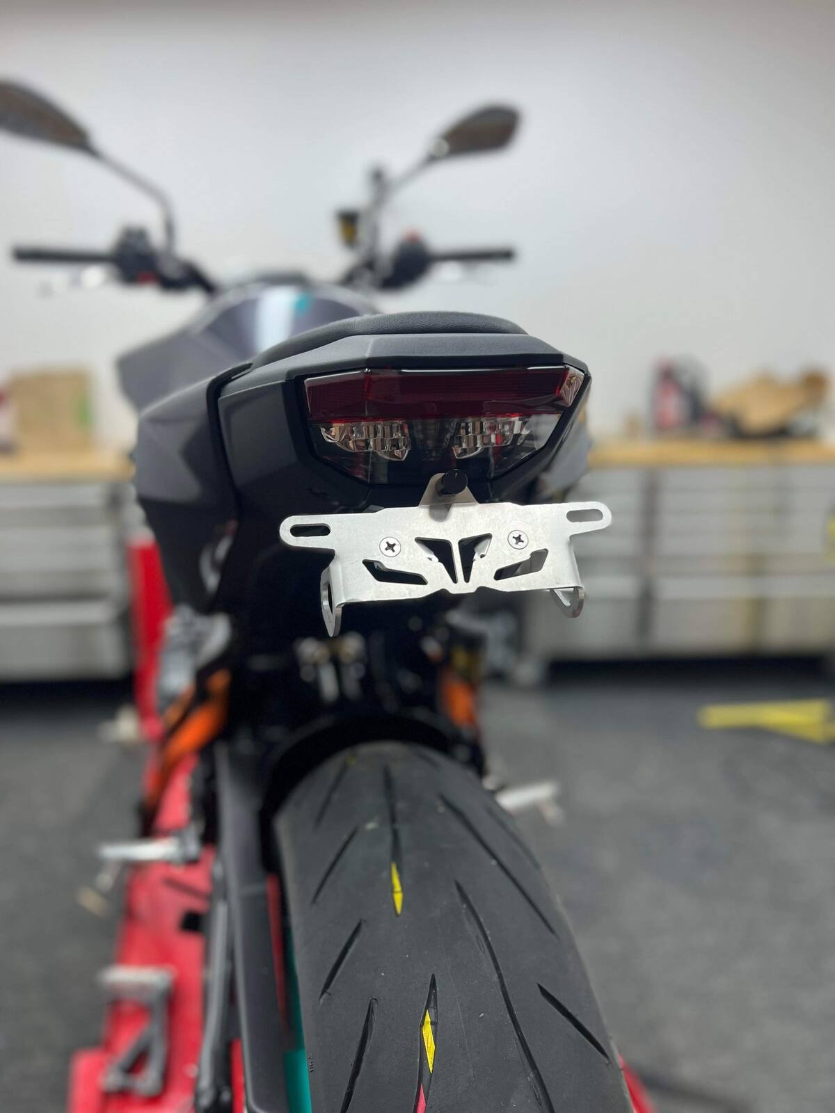 MUSTARD TAIL TIDY - MT-09