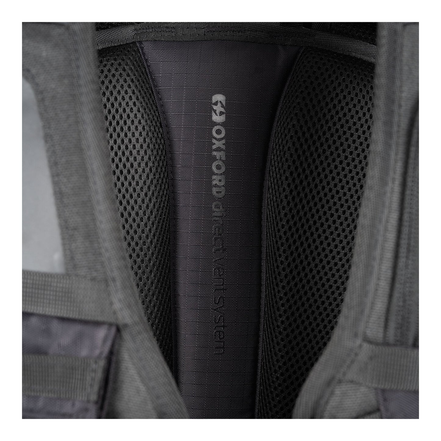 Oxford Atlas B-30 Advanced Backpack - Charcoal / Black