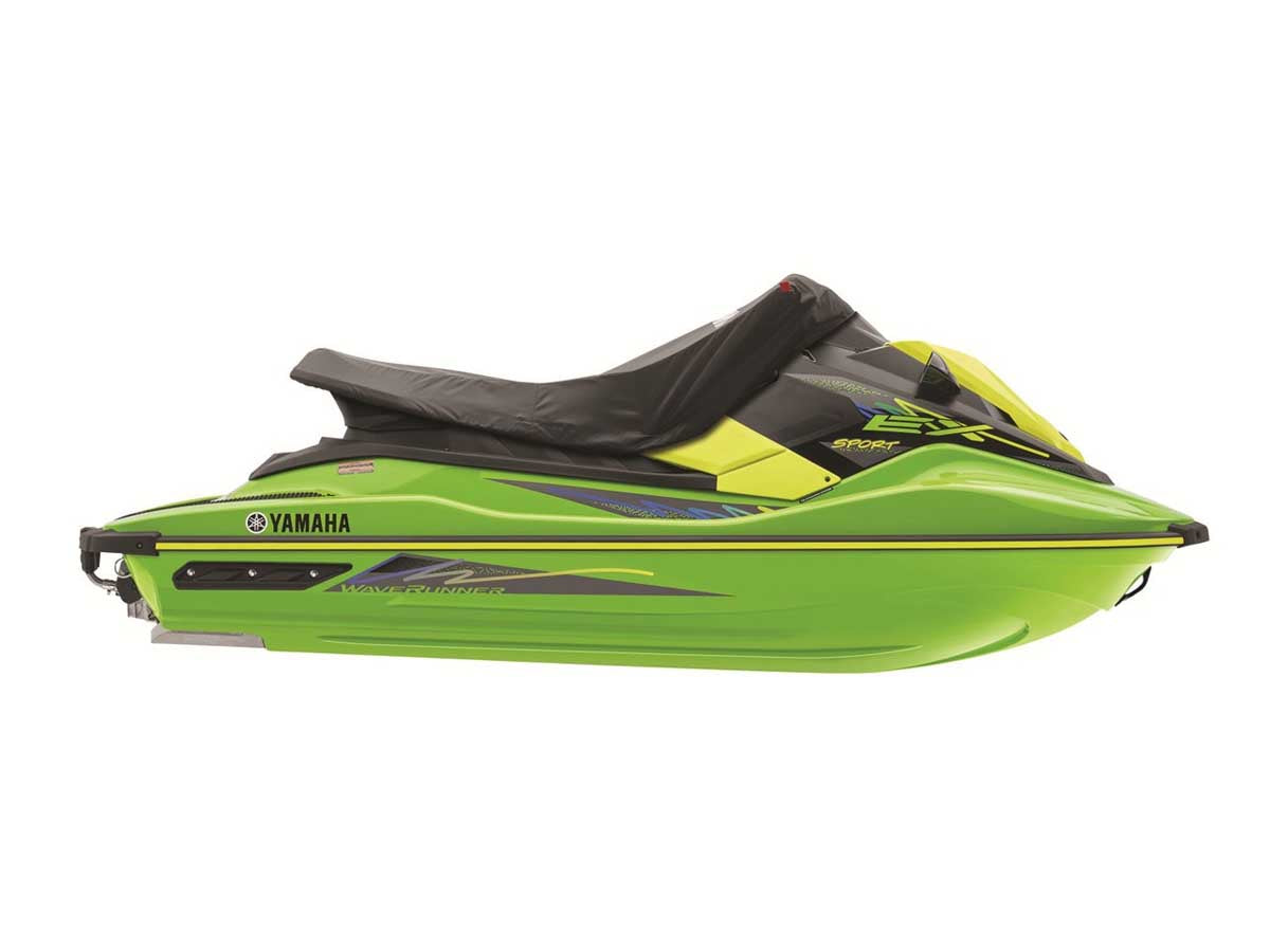 EX DAY USE COVER BLACK 2017>