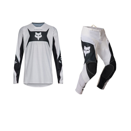 FOX 2026 180 AIR TAPER GEAR SET - BLACK/WHITE