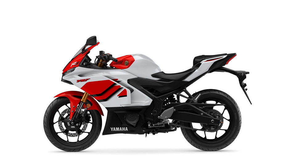 Yamaha unit image: https://cullys-df-prod.s3.ap-southeast-2.amazonaws.com/cullys/images/yamaha-unit-json/b11a5a2ccb7388701cbef6097a8632adea63124c4b6c357422096820d03d37df/2026_YZF-R3SP_WM6_AUS_STU_002_3000x1688