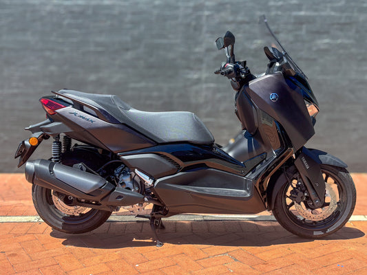 DEALER DEMO 2025 YAMAHA XMAX 300 $8,990* Excl Gov Charges