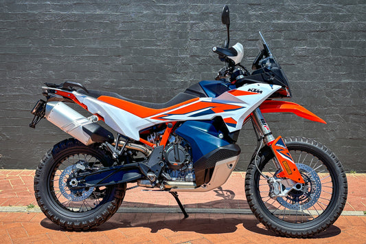 DEALER DEMO 2024 KTM SUPER ADVENTURE 890 R $23,995* Excl Gov Charges