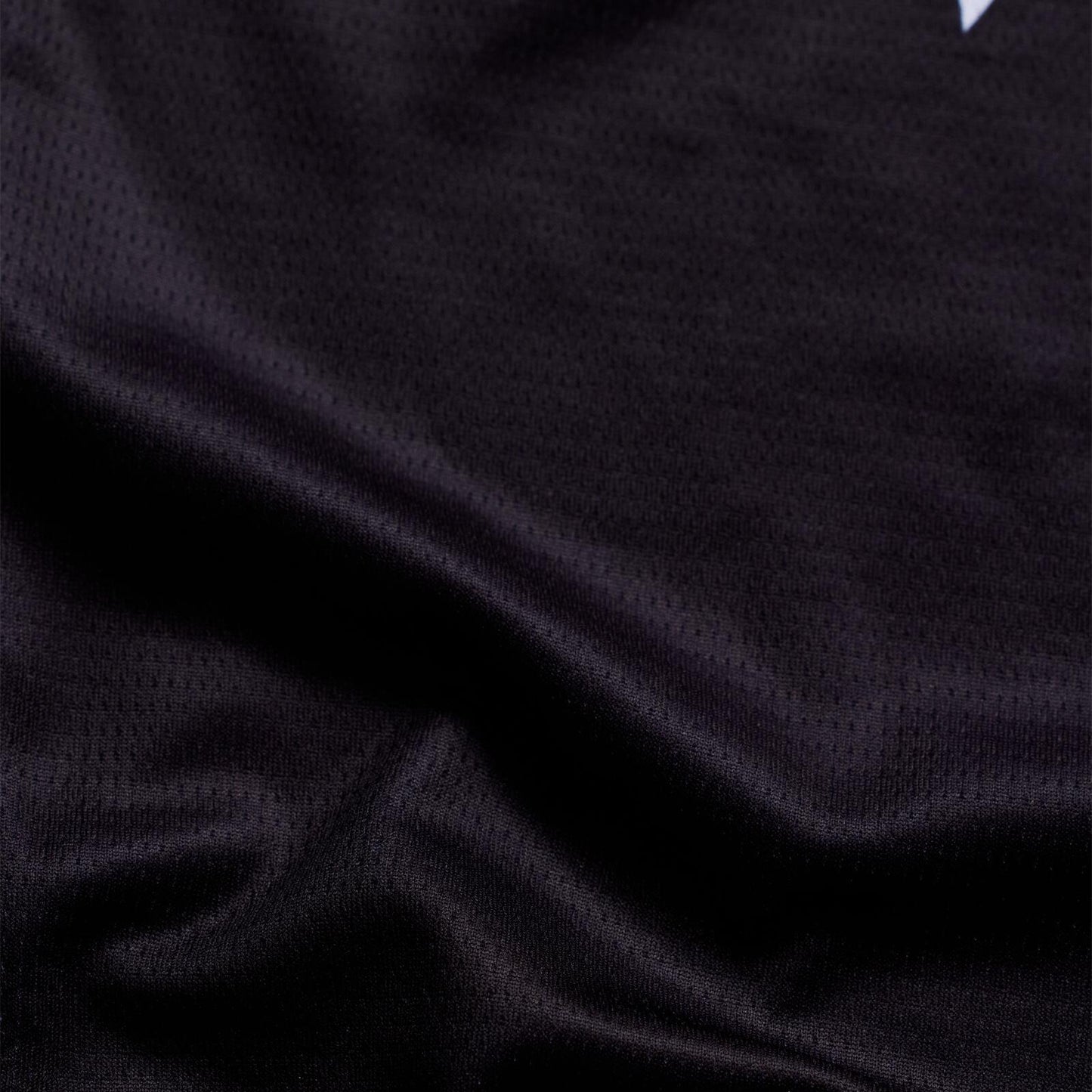 TLD 26.2 Youth GP Pro Jersey - Cyclops Black / Neo Red - detail 6