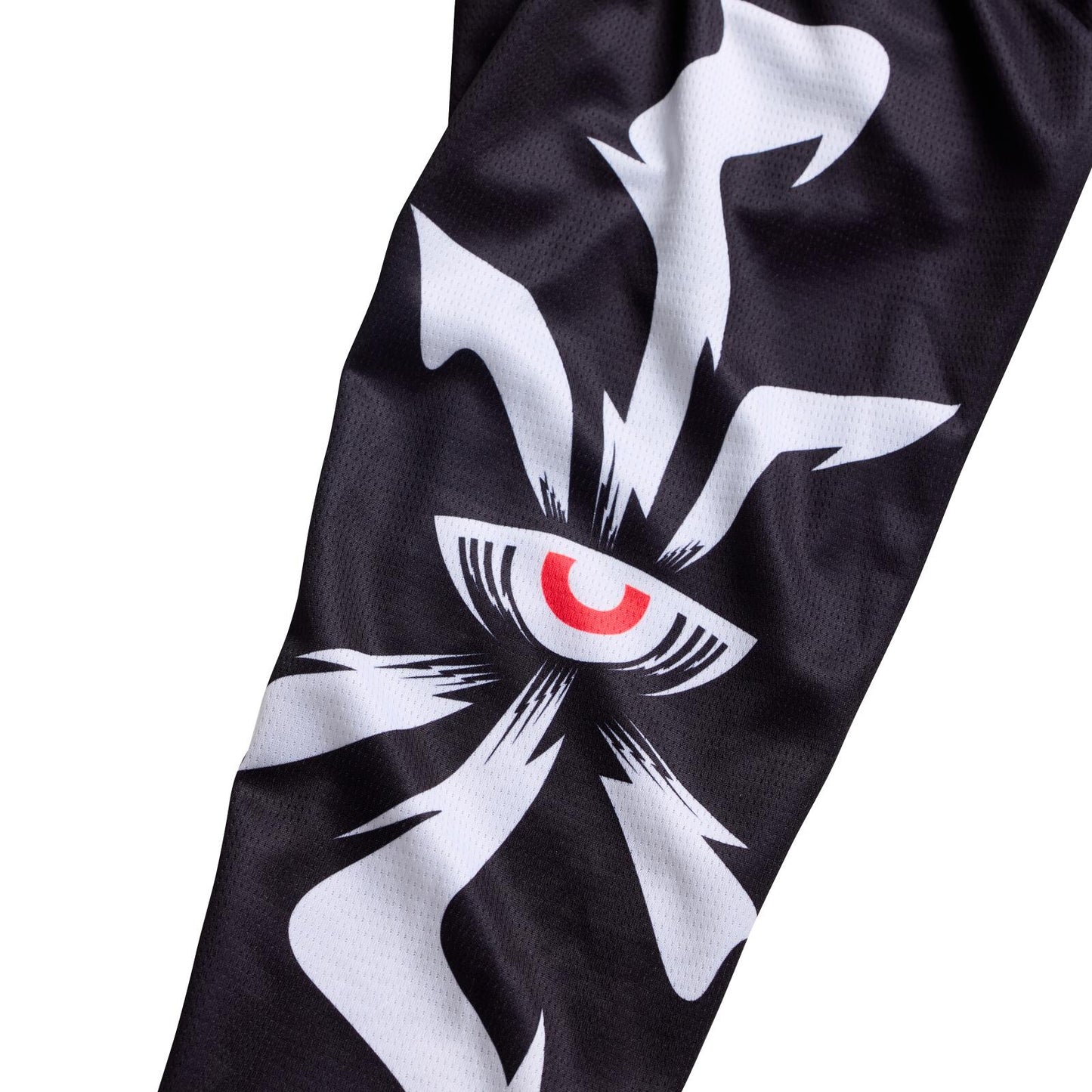 TLD 26.2 Youth GP Pro Jersey - Cyclops Black / Neo Red - detail 9